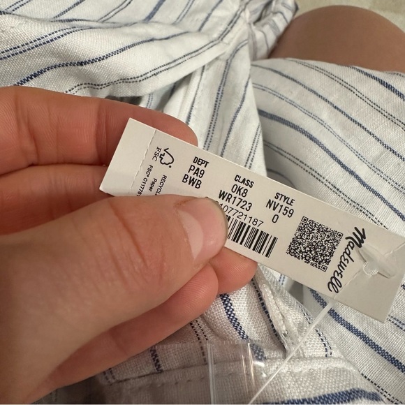 Madewell The Zoe Relaxed Wide Pant in 100% Linen - Picture 4 of 4